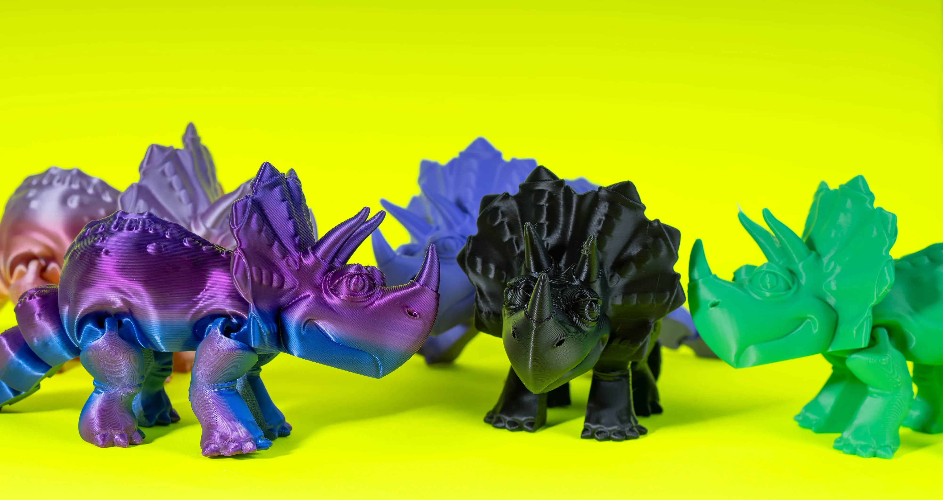 3D PRINTED DINOSAUR (TRICERATOPS)(ARTICULATED)